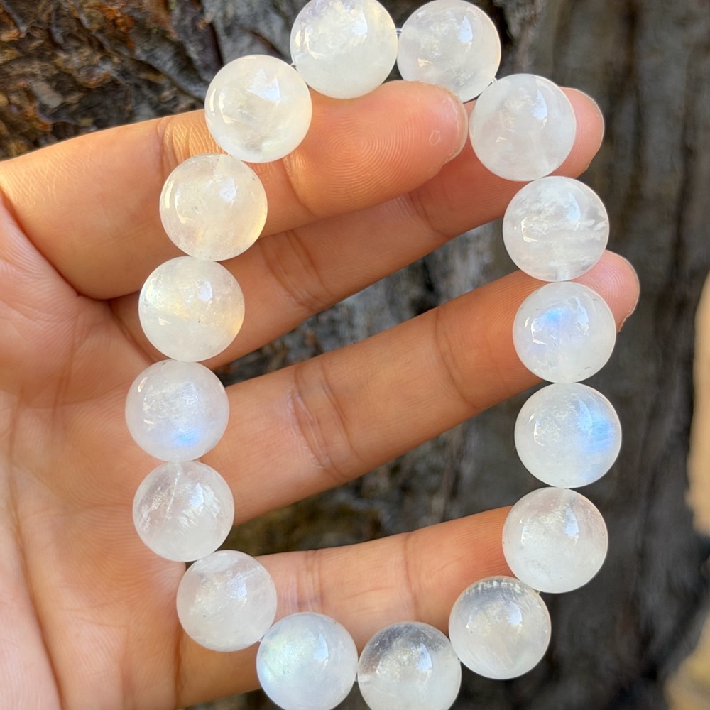 13mm stretchable‎ blue moonstone bracelet 0596